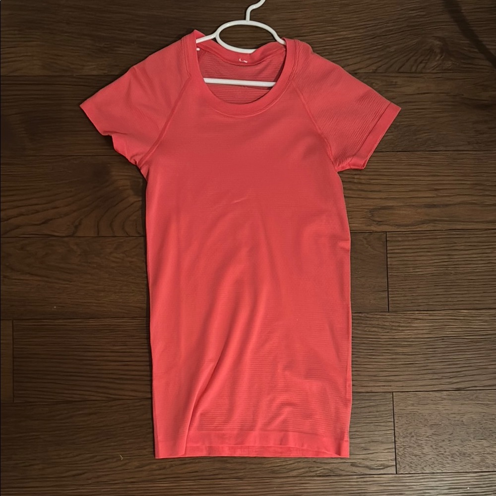 Lululemon Athletica Pink Short Sleeve Tee